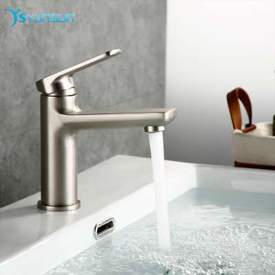 Ready to ship brushed nickel hot and cold ceramic vessel basin sink single hole widespread basin faucet